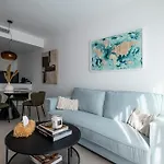 Διαμέρισμα Celere, 200m From The Sea And 4km From Golf Εστεπόνα