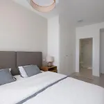 Celere, 200m From The Sea And 4km From Golf Διαμέρισμα *