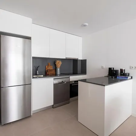Lejlighed Celere, 200m From The Sea And 4km From Golf