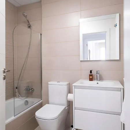Lejlighed Celere, 200m From The Sea And 4km From Golf