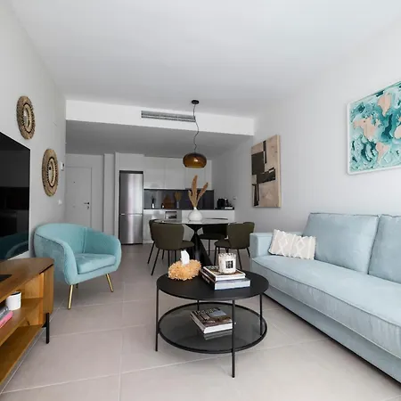 Apartmán Celere, 200m From The Sea And 4km From Golf *