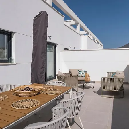 Celere, 200m From The Sea And 4km From Golf Apartmán